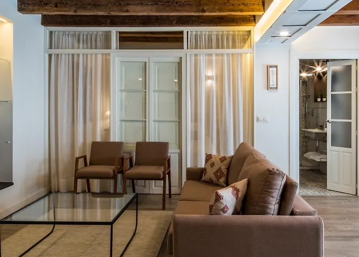 Cse Santa Maria Apartments Sevilla, Spanje
