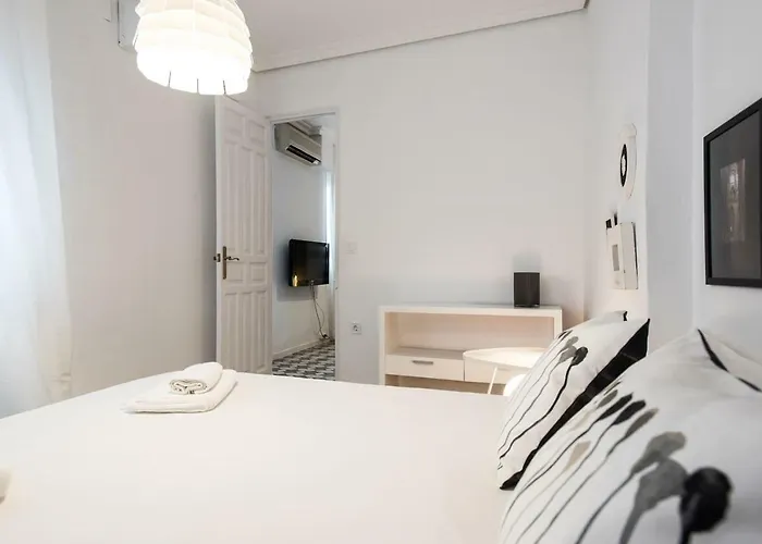 Alhondiga Suite Apartment With Terrace Siviglia, Spagna