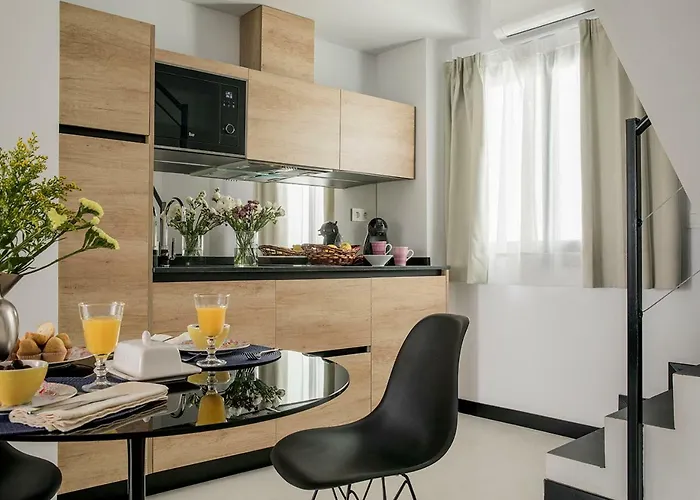 Feria Pool & Luxury Appartement Sevilla, Spanje