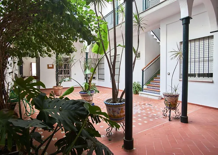 Pureza Oasis Suite Sevilla, España