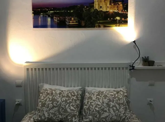Apartamento Santas Patronas Street center Sevilla, España
