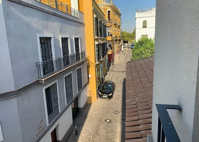 Luz y Tranquilidad en el Casco Histórico - Parking Gratis