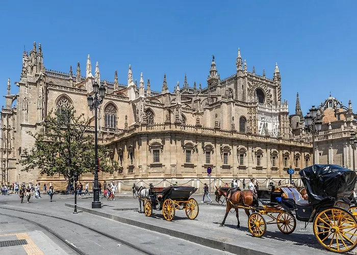 Waou Cosy III Sevilla Cathedral, Spagna