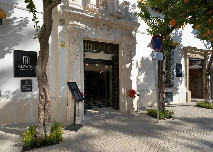 Suites Murillo Plaza Sta. Cruz