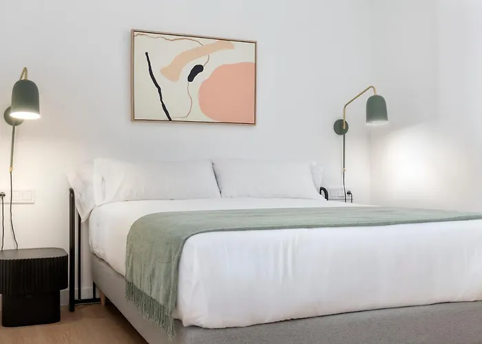 Suites Maestranza - Santas Patronas By Magno Apartments